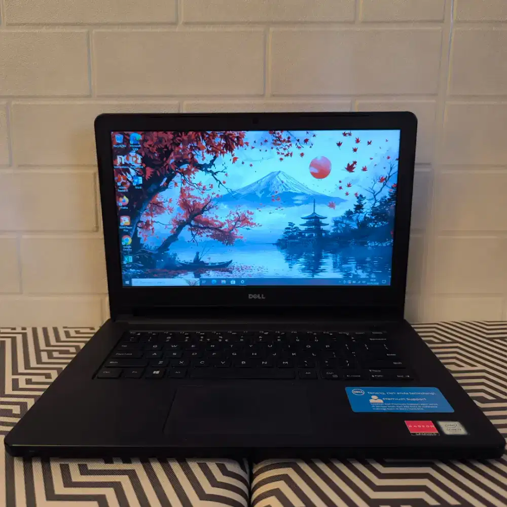laptop Dell Inspiron 5468 Core i7 RAM 8GB SSD 256GB dual VGA Istimewa