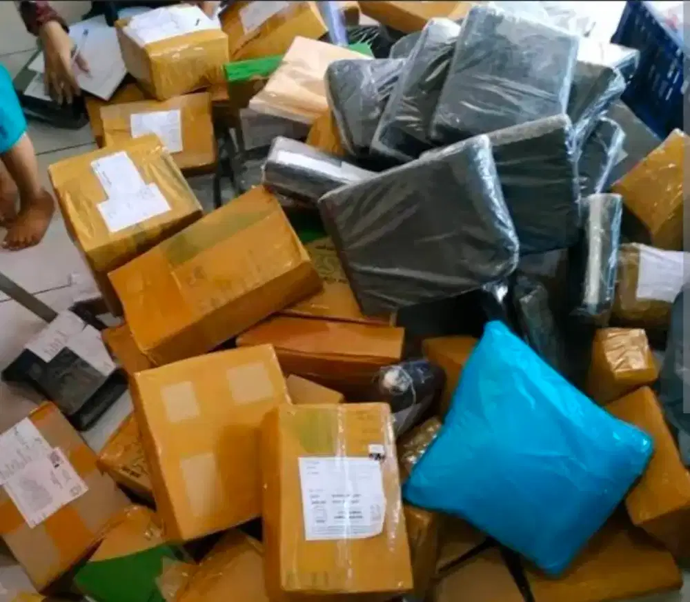 Pegawai Packing Olshop Di Bekasi