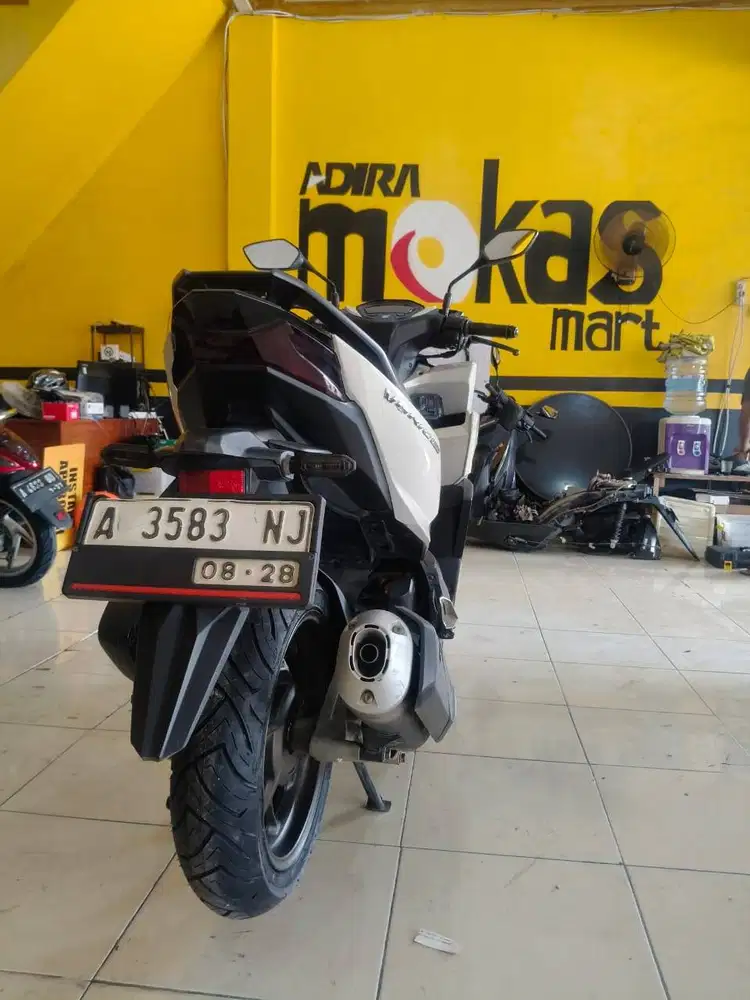 VARIO 160 CBS TAHUN 2023