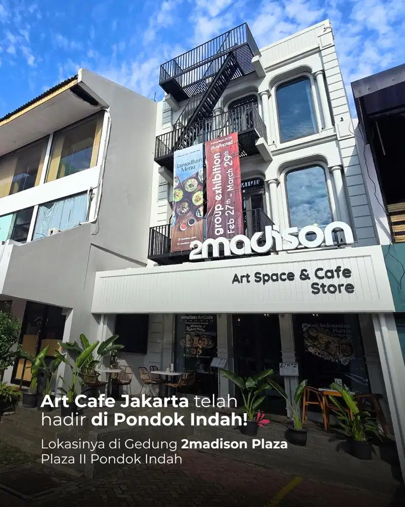 Dibutuhkan SERVER CAFE Senior