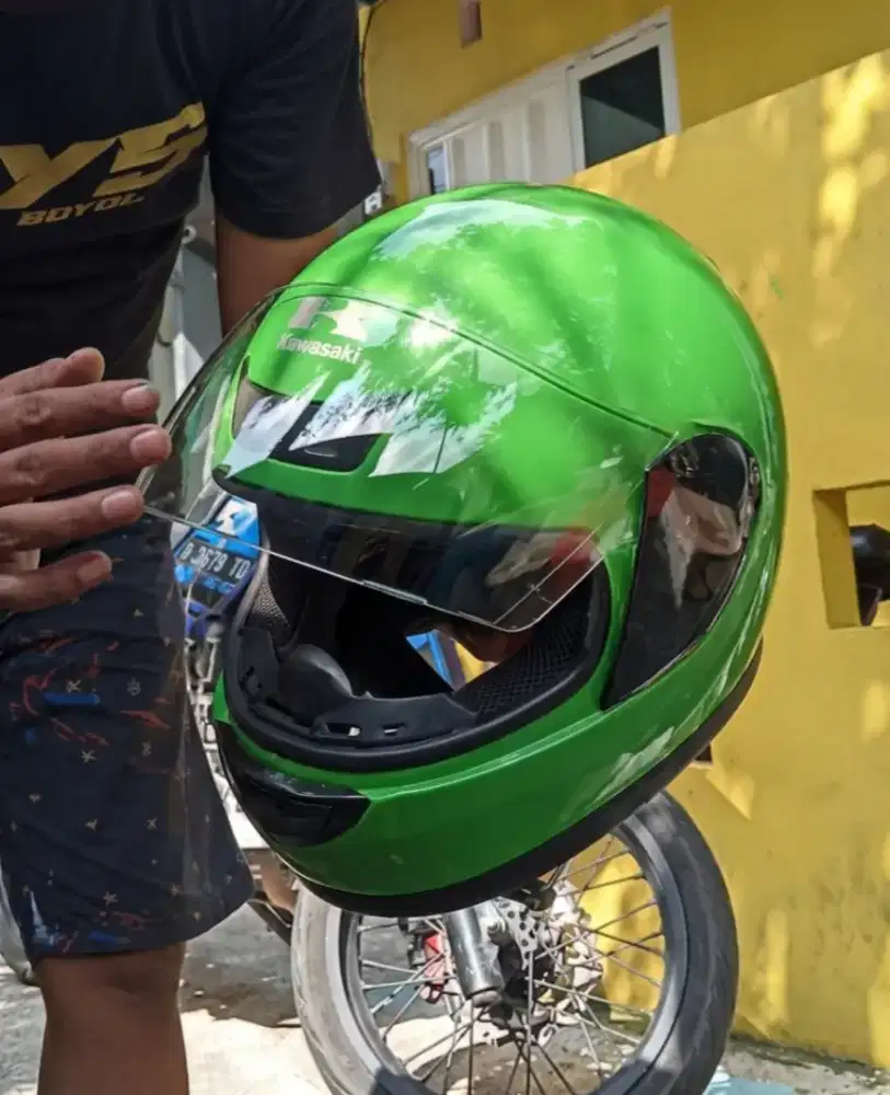 helm original bawa an motor ninja