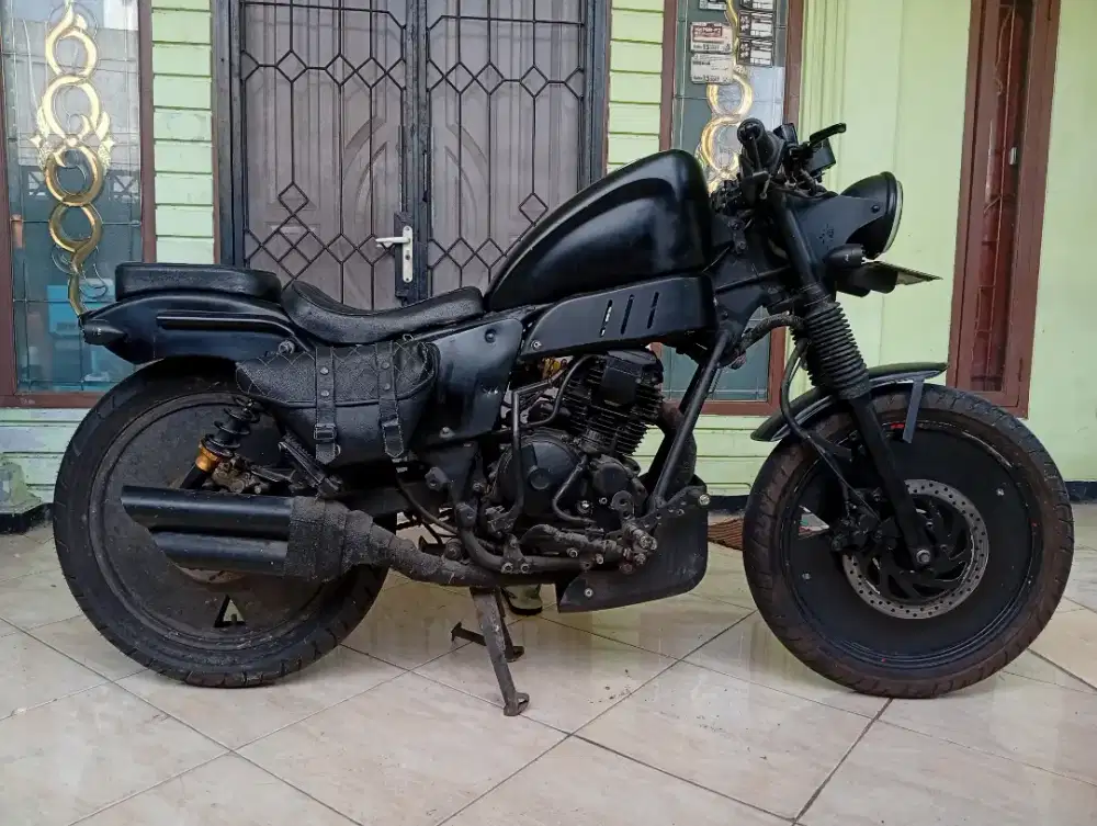 MOTOR CUSTOM SPORTSTER 48 BASIC SCORPIO 2006