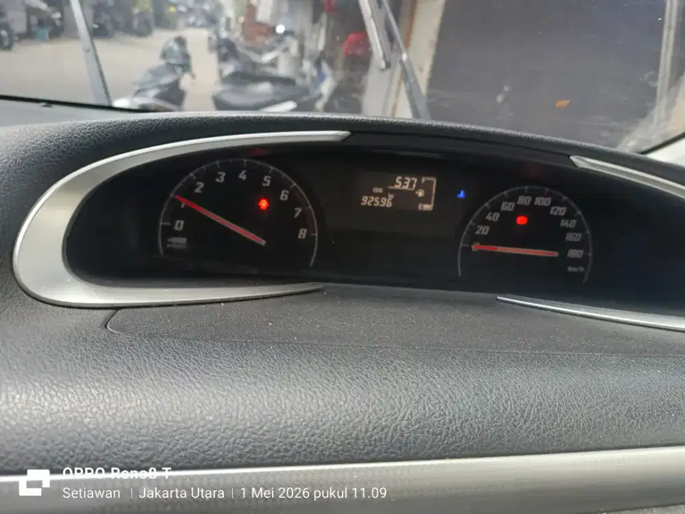 Sienta G manual
