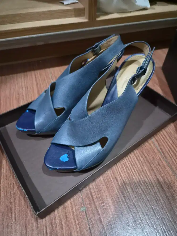 Sepatu heels pedro