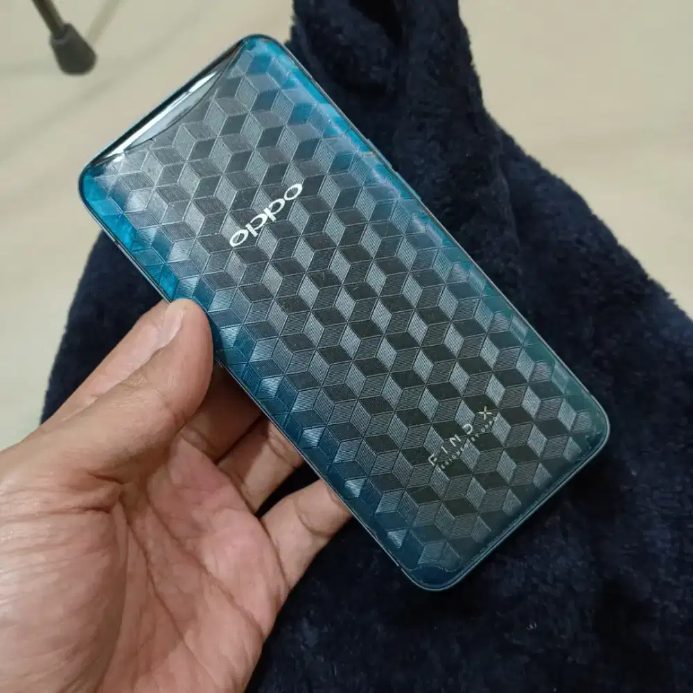 oppo FIND X1  ram 8/256 snapdragon 845