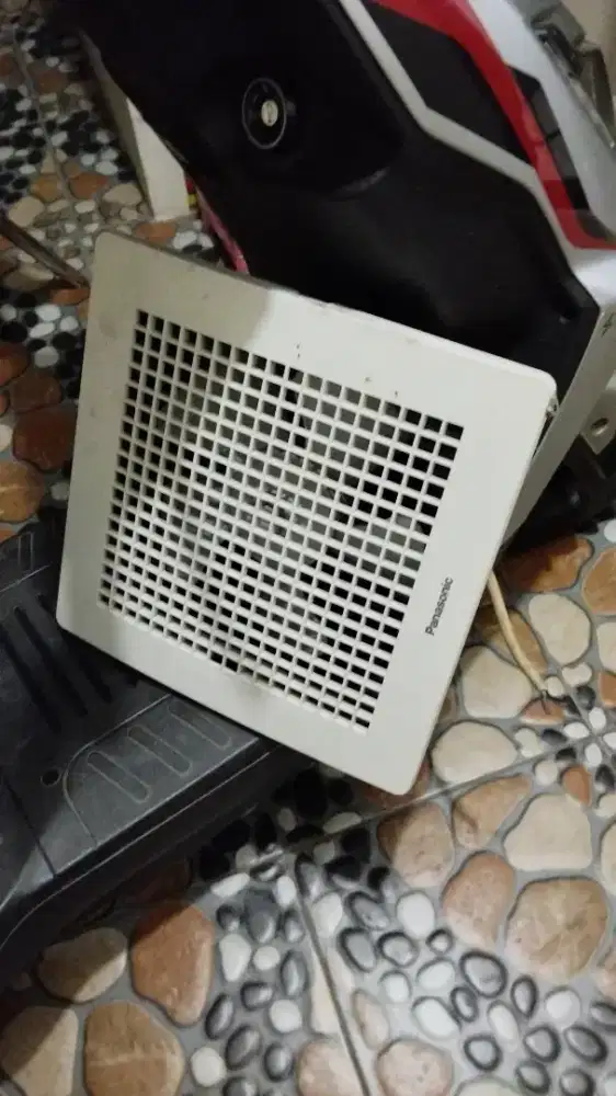 Exhaust fan plafon