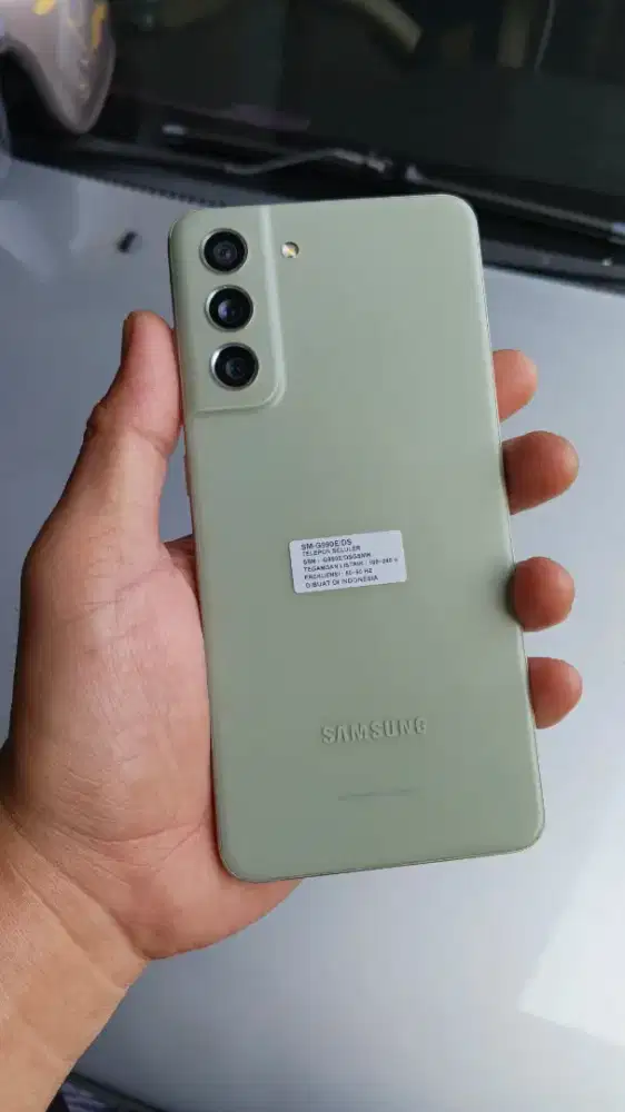 Samsung S21 FE 8/256