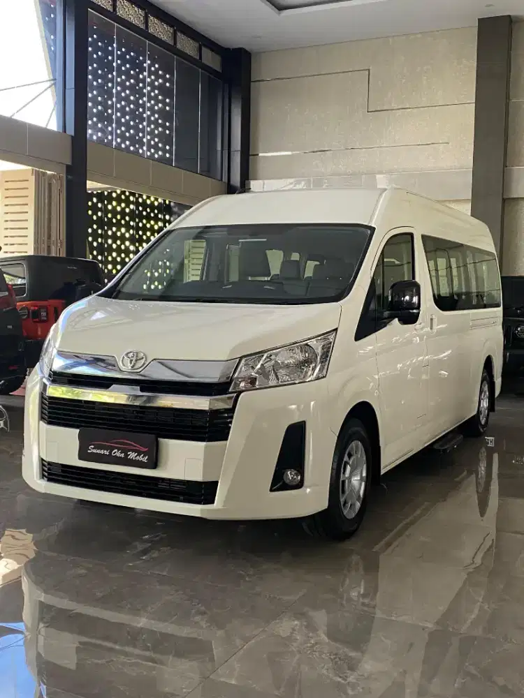 Hiace premio MT