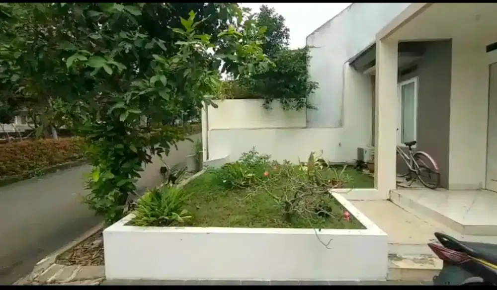 Rumah second dijual Strategis perum 120m2(1.1M)Tole Iskandar Depok