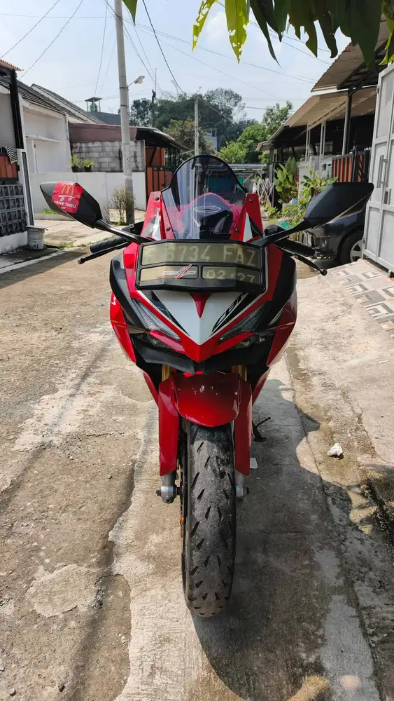 CBR250RR 2017 non abs racing red