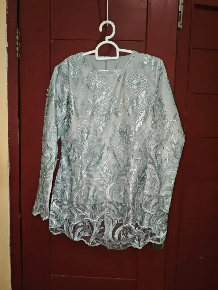 Kebaya Modern Mikha