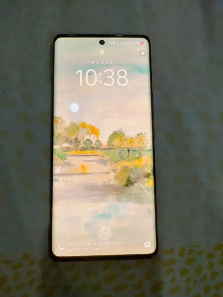 Handphone Vivo v40 5G