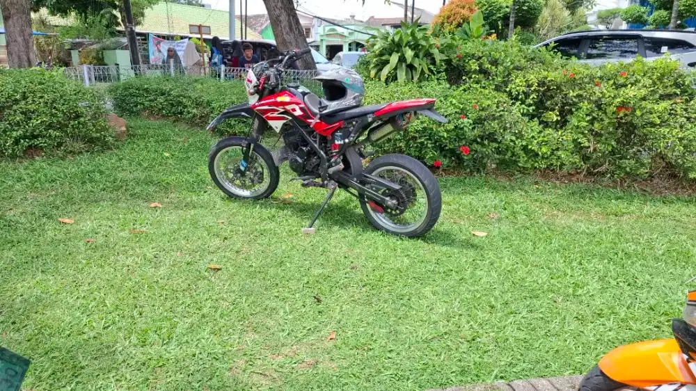 Kawasaki Dtracker 150 2019