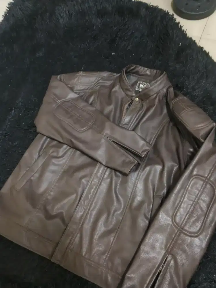 Jaket kulit BOSS
