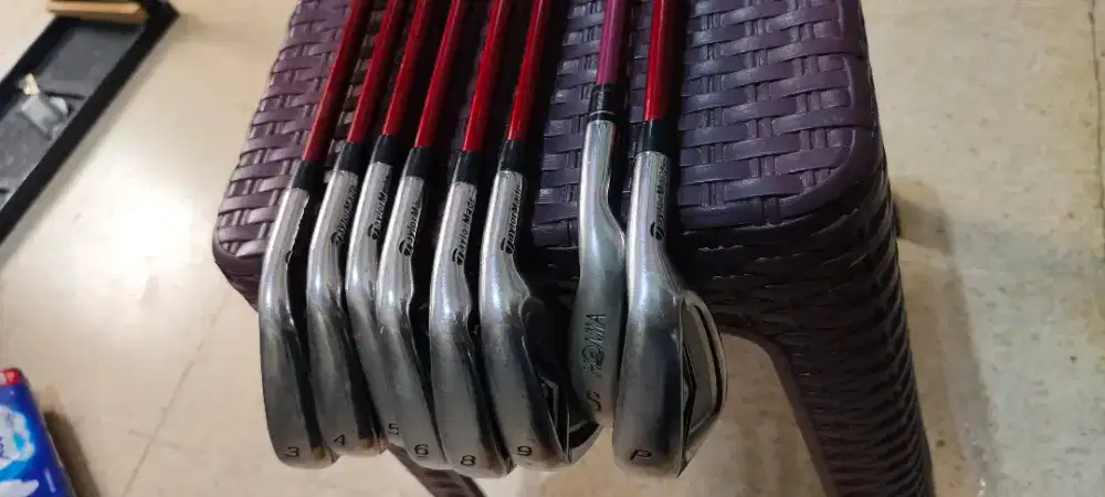 Stick golf iron set