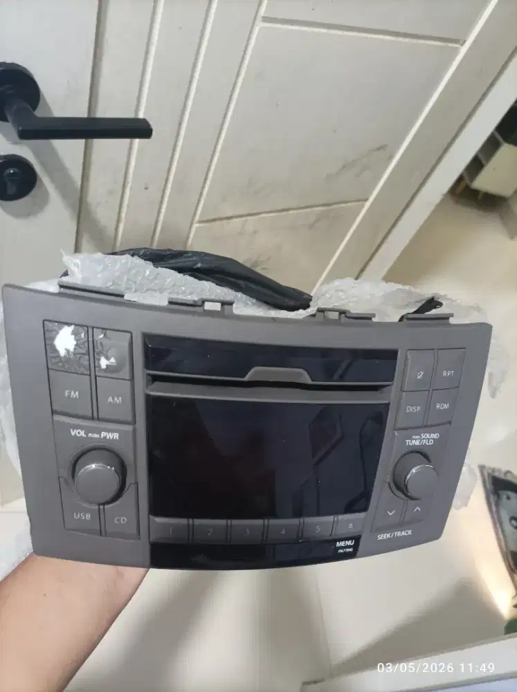Head unit ertiga 2014