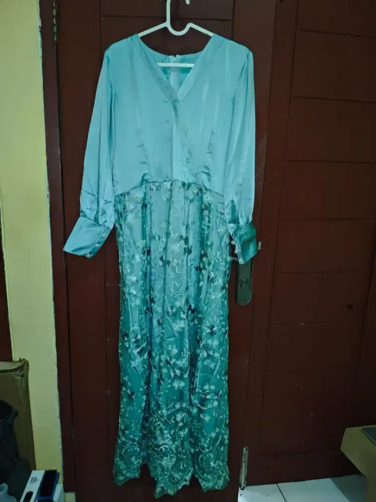 Kebaya Muslimah Modern
