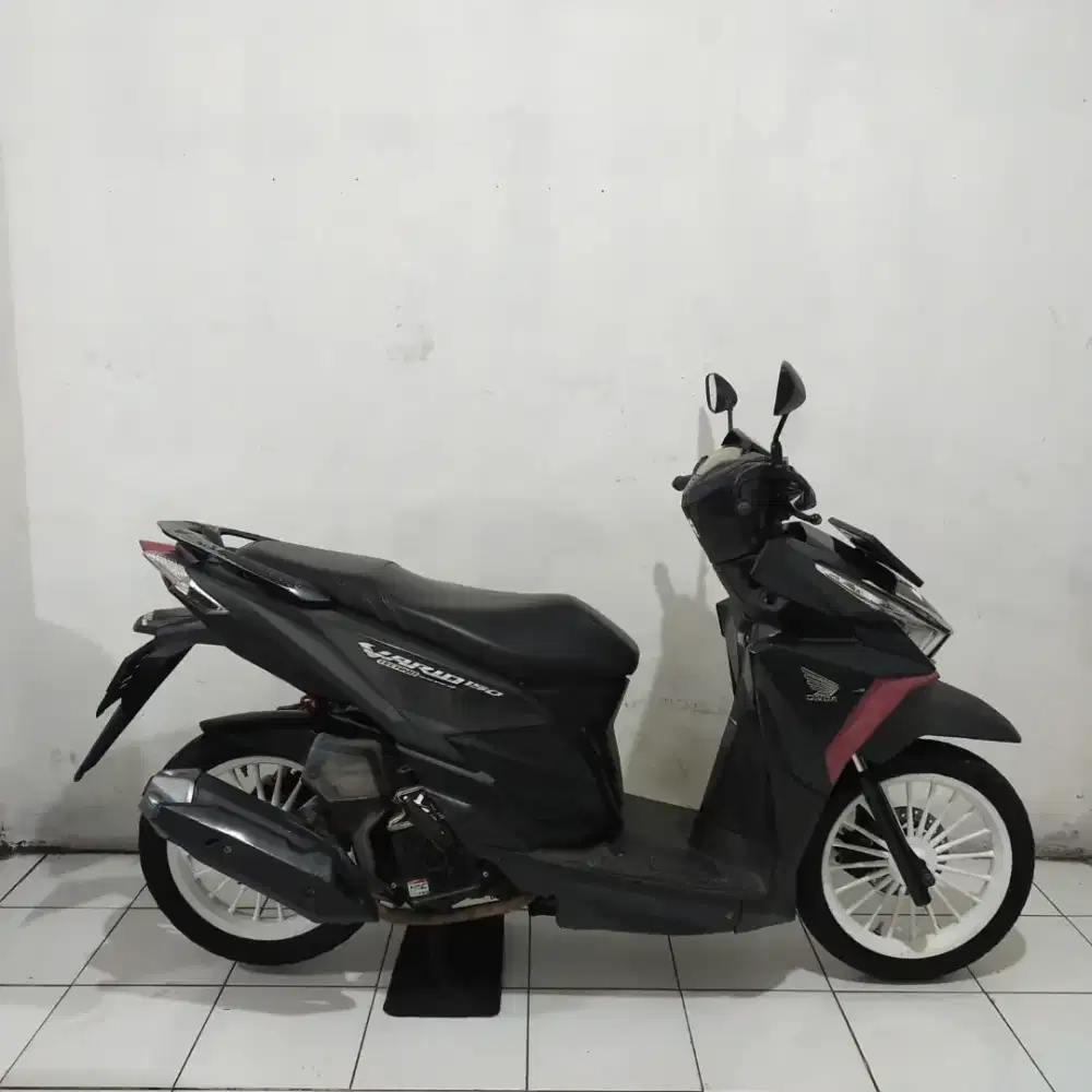 Honda Vario 150 LED OLD 2016 Mesin Aluss Lengkap Bagus