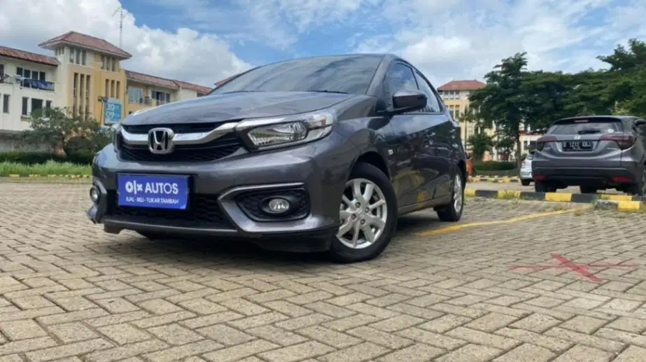 DP MURAH Honda Brio Satya 1.2 E Bensin-MT 2019 Abu-Abu CYBVD