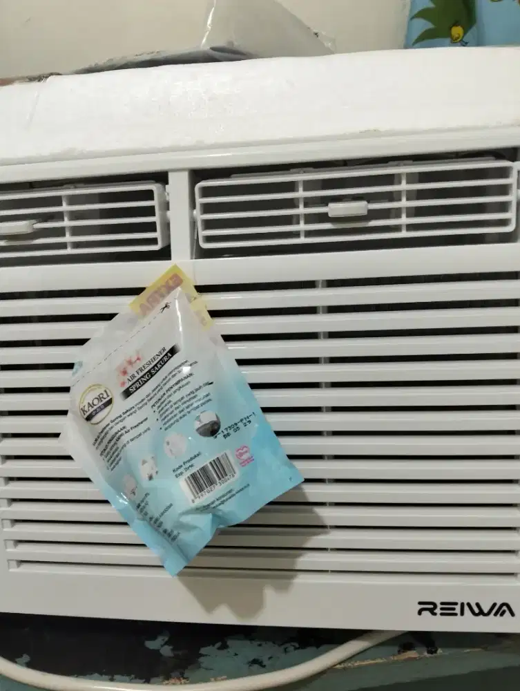 AC window 1/2 pk
