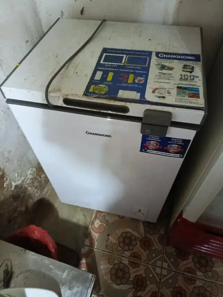 Freezer changhong 110 liter