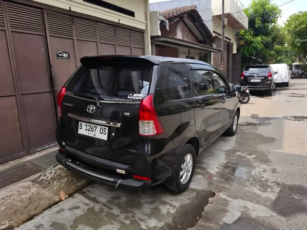 Toyota Avanza Avansa G Manual MT Tahun 2013 Airbag Hitam , 2014