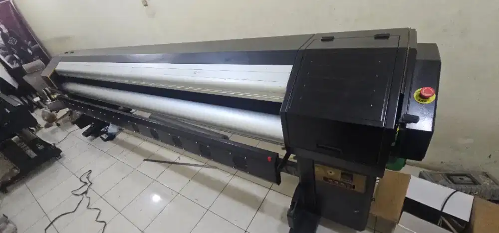 Mesin digital printing outdoor spanduk benner