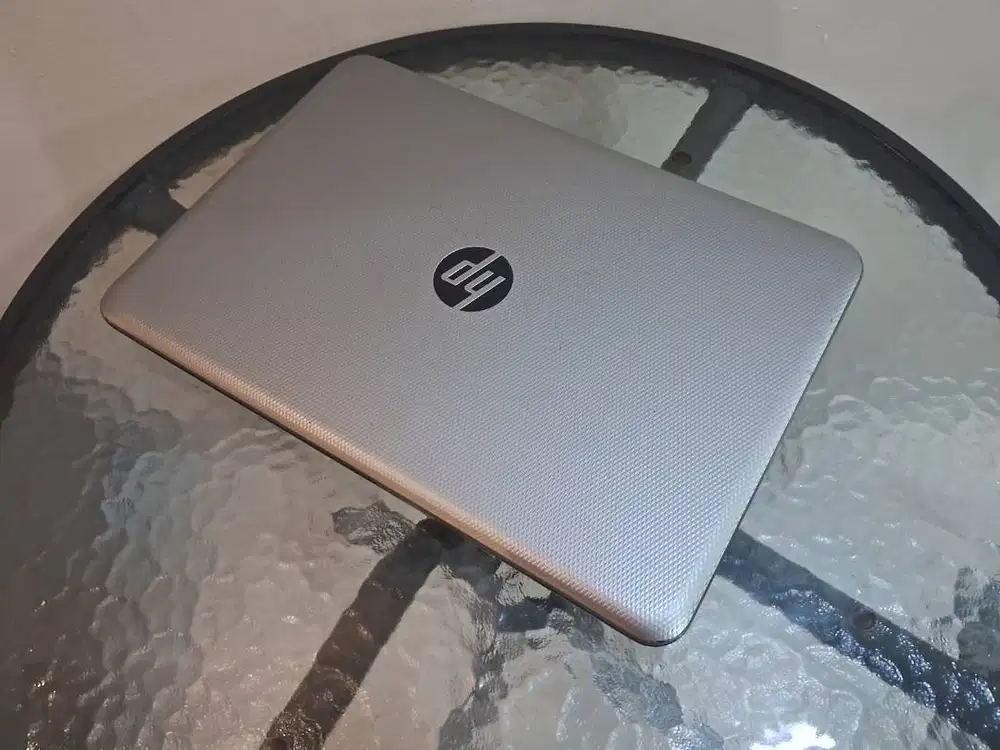 Laptop 14in 4cpu NOT-CELERON 1TB 4GB Win ORI Batre BARU Garansi