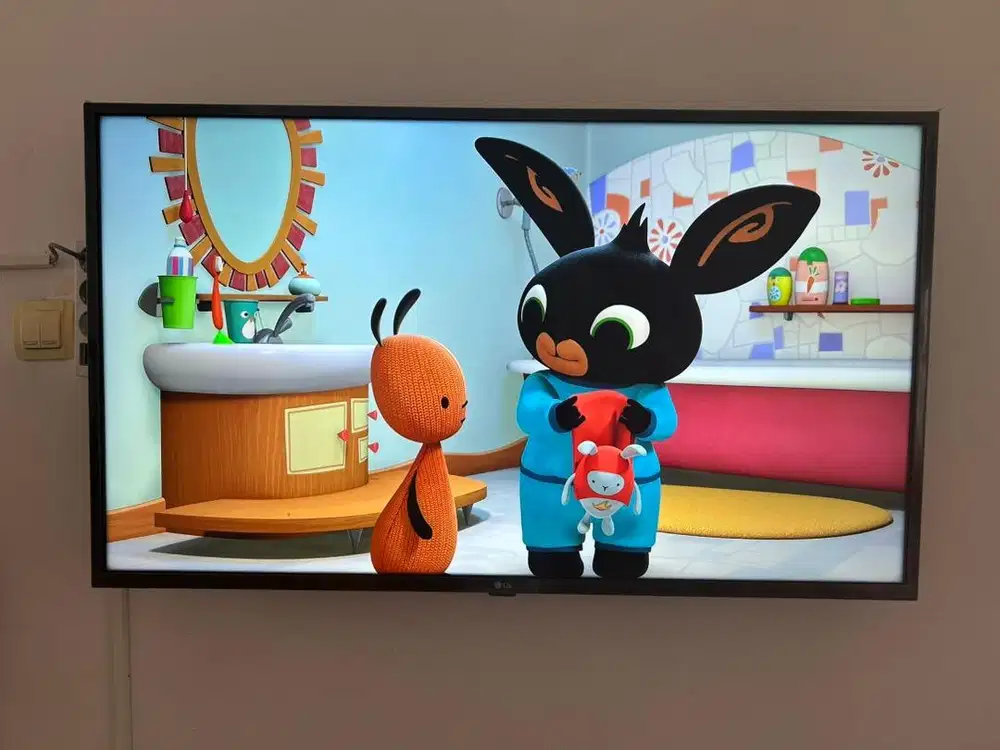 TV 43inch merk LG Smart TV