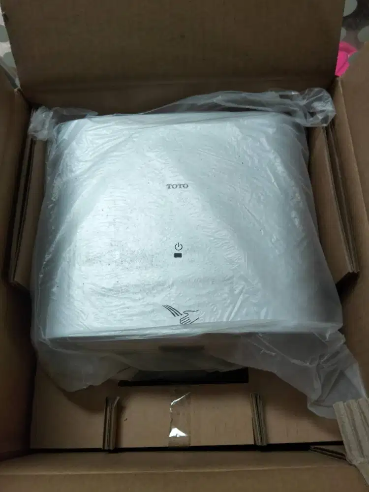 TOTO Handdryer TYC322M