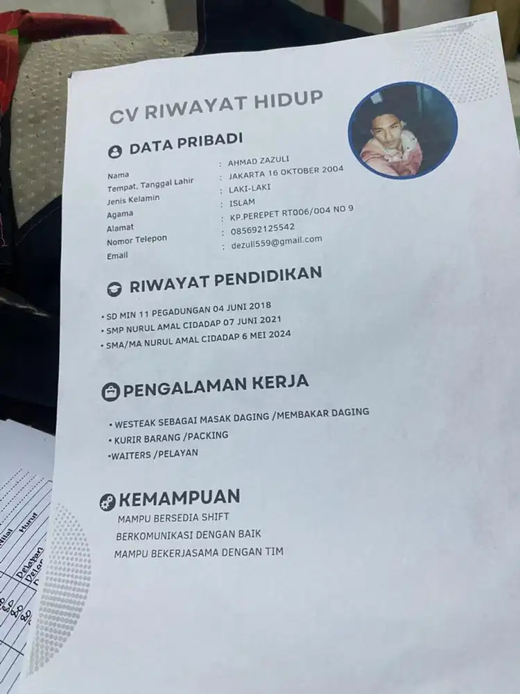 Mencari pekerjaan