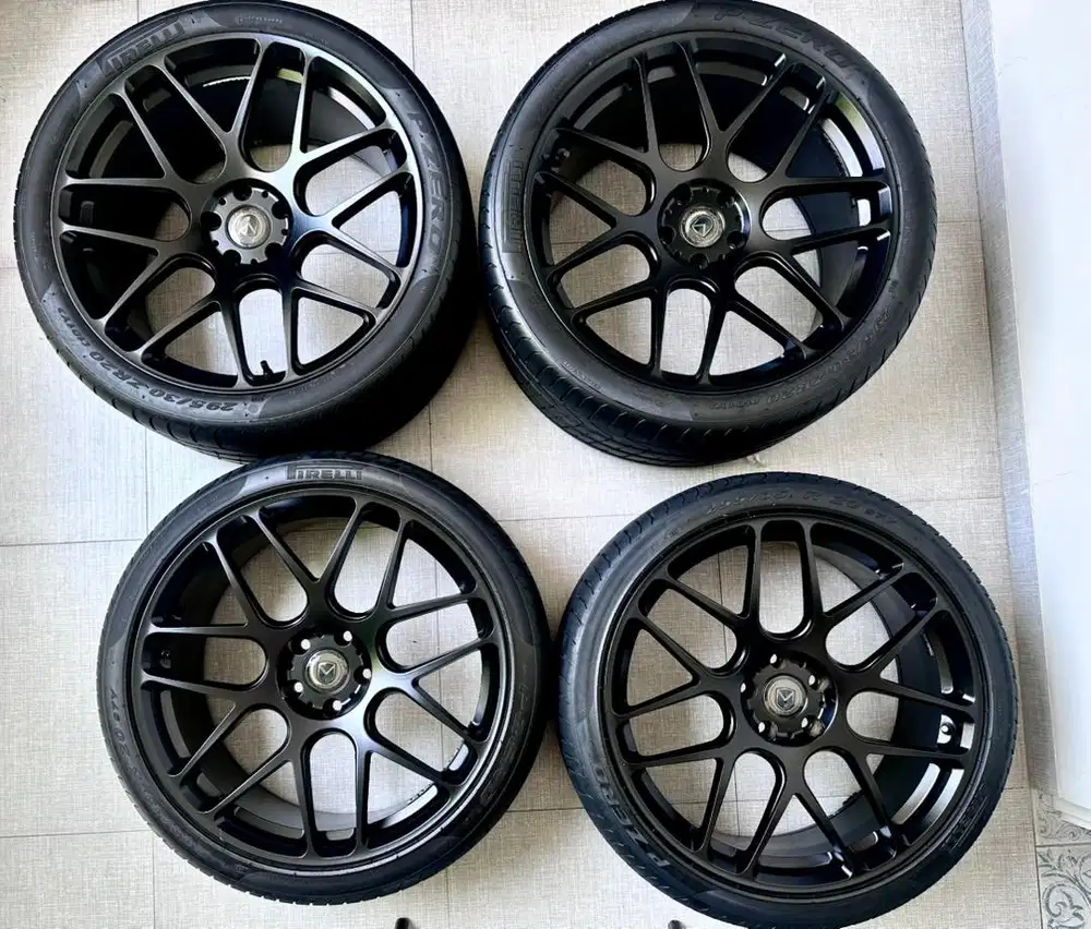 Velg Mercy MORR R20 FS88 Spun Forged 171 dan Ban Pirelli PZero
