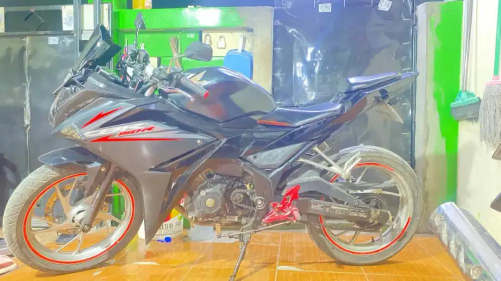 CBR 150 r 2016 pemakaian 2017