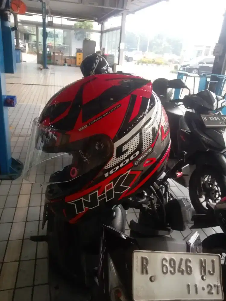 Helm NHK GP1000 size M