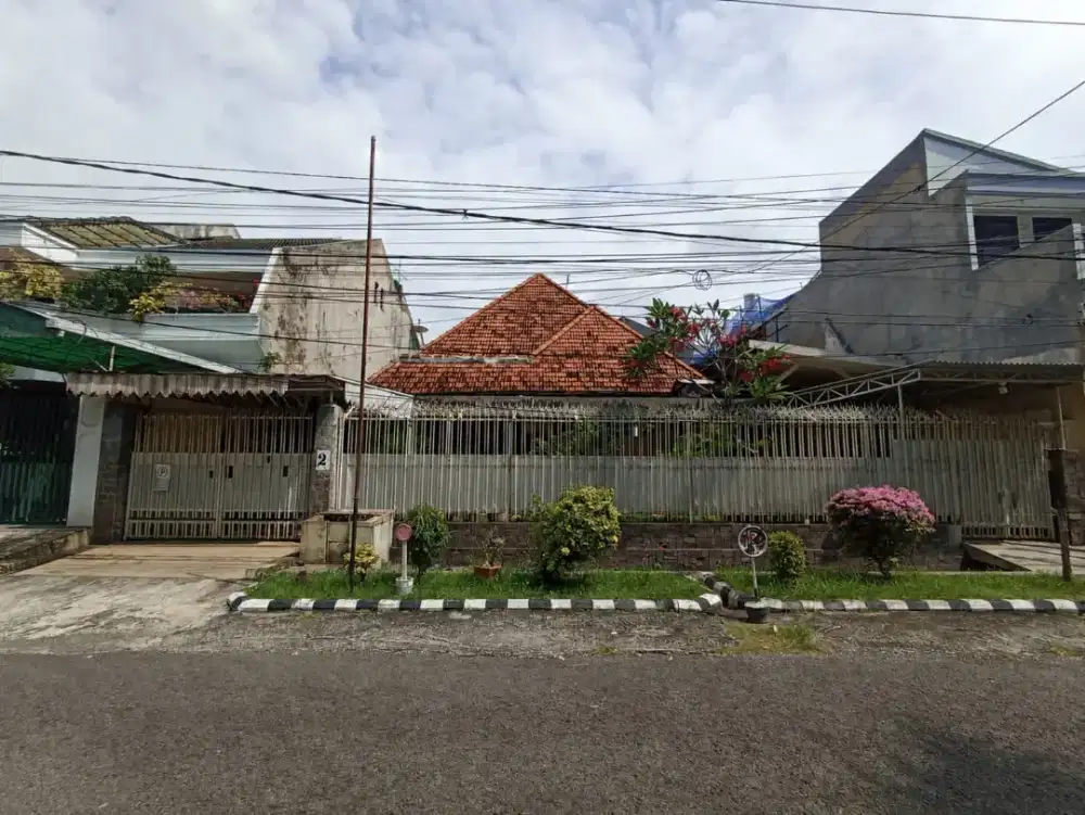Dijual rumah kos aktif dekat kampus WM