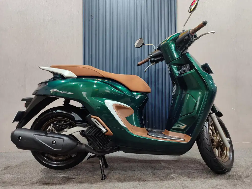 Stylo 160 ABS 2024 istimewa mulus terawat siap pakai...