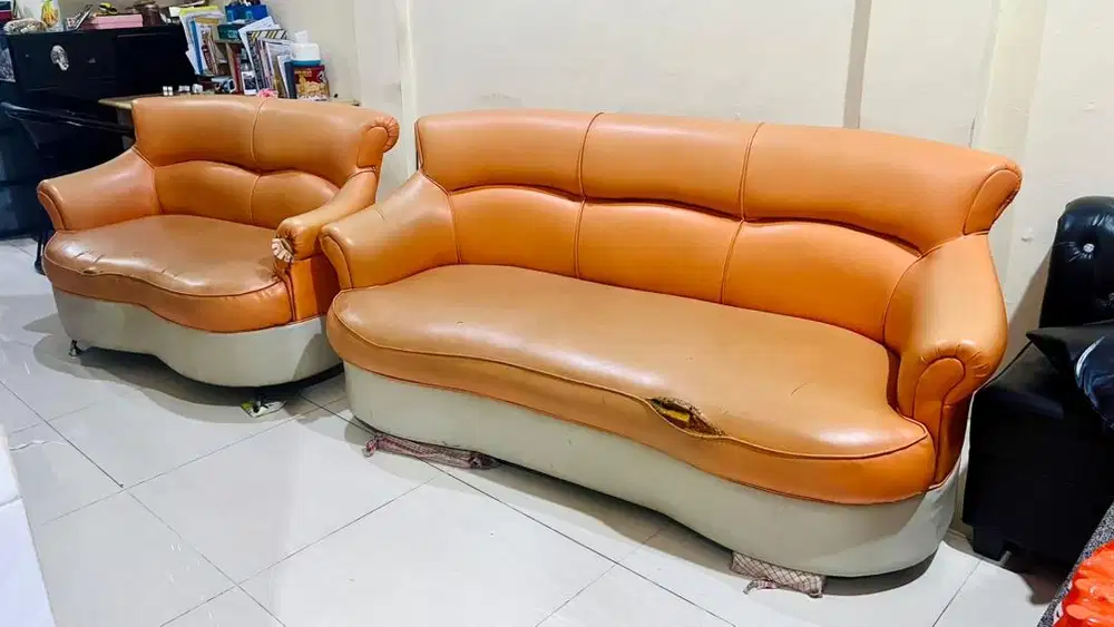 Sofa 3 seater & Sofa 2 Seater / Sofa Kulit / Kursi santai / kursi Lipa