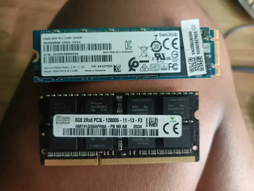 Ssd m.2 256GB  dan ram 8 GB ddr3