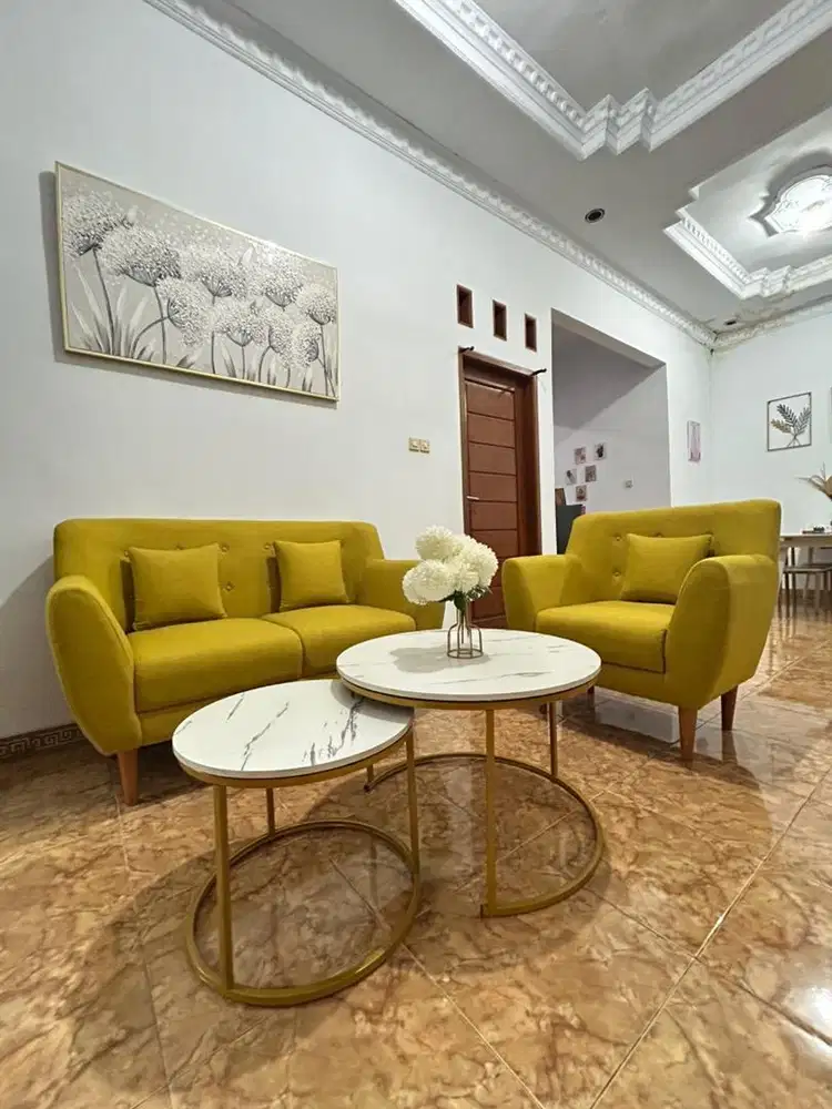 Dijual Sofa Retro 2 + 1 Dudukan + 2 Meja