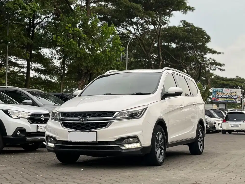 WULING CORTEZ LT LUX 1.5 AT MATIC 2021 PUTIH KM 58RB