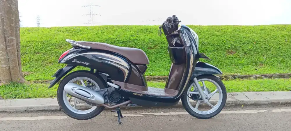 Honda Scoopy fi good condition 2014