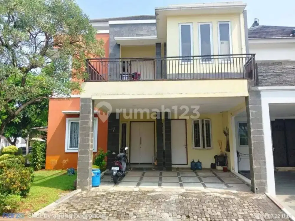 Rumah Hoek Fengshui Bagus di Cluster Delatinos, BSD City
