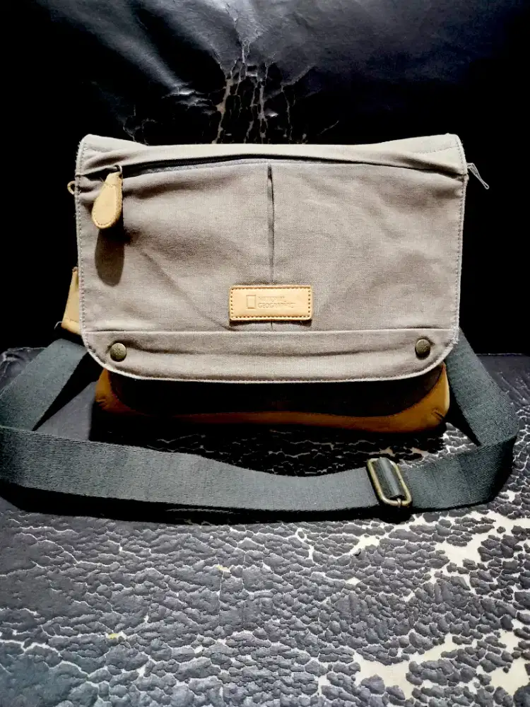 Slingbag national Geographic astronom