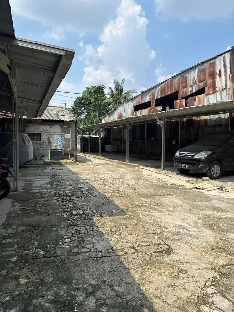 Parkir Mobil Tanah Baru Beji Depok