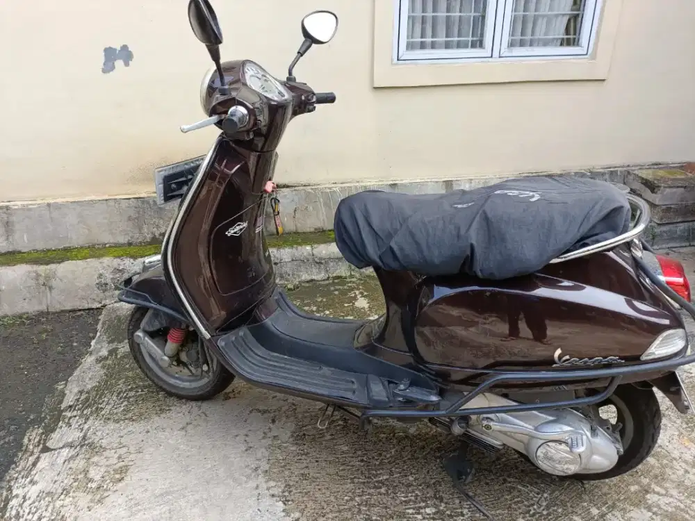 Vespa lx coklat metalik