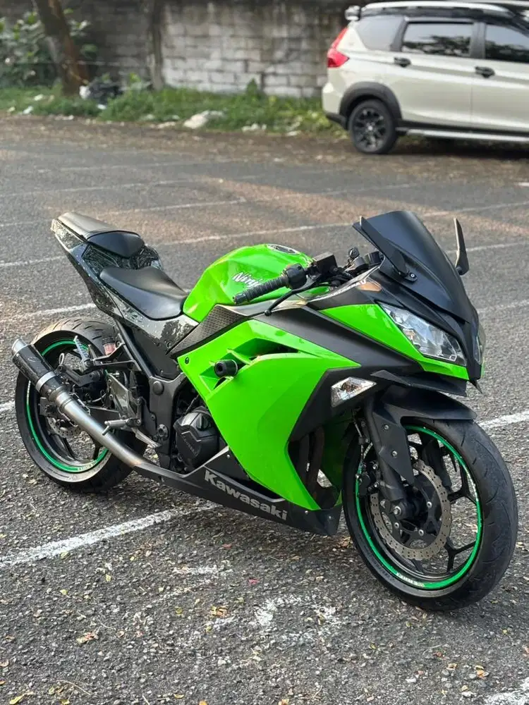 TT/DIJUAL CEPAT!! NINJA FI 250cc MODIF GANTENG B BEKASI KOTA KUNCI 2 !