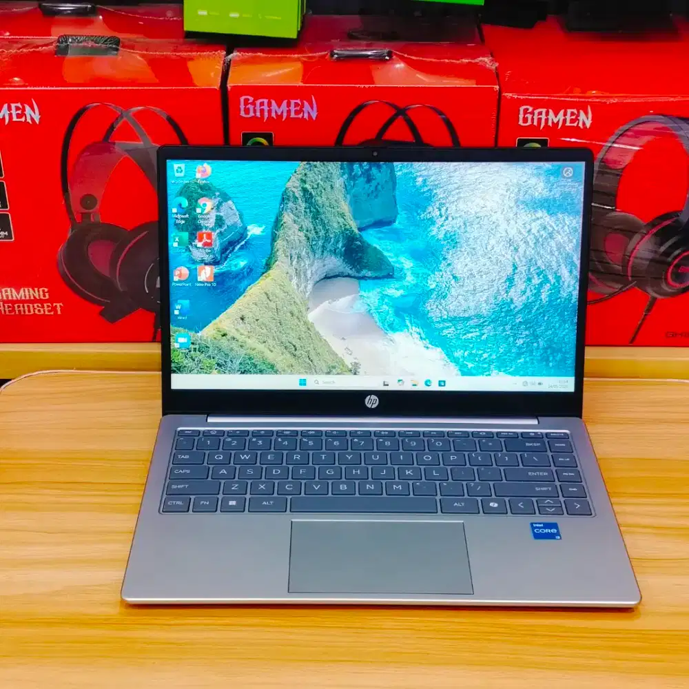 Di Jual HP 14-ep0261TU Slim Core i3 Gen 13 8/512GB Like New Mulus!