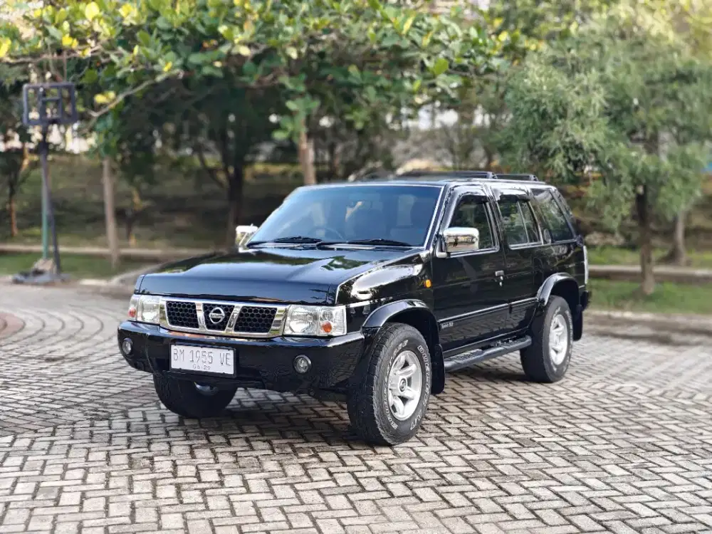 Terrano spirit S2 MT 2004 istimewa