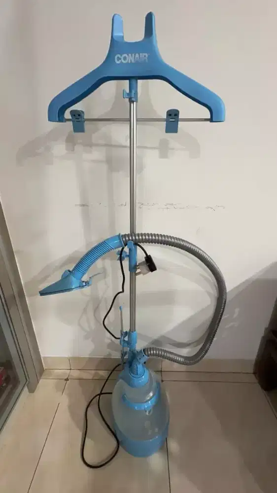 Setrika uap garment stand steamer