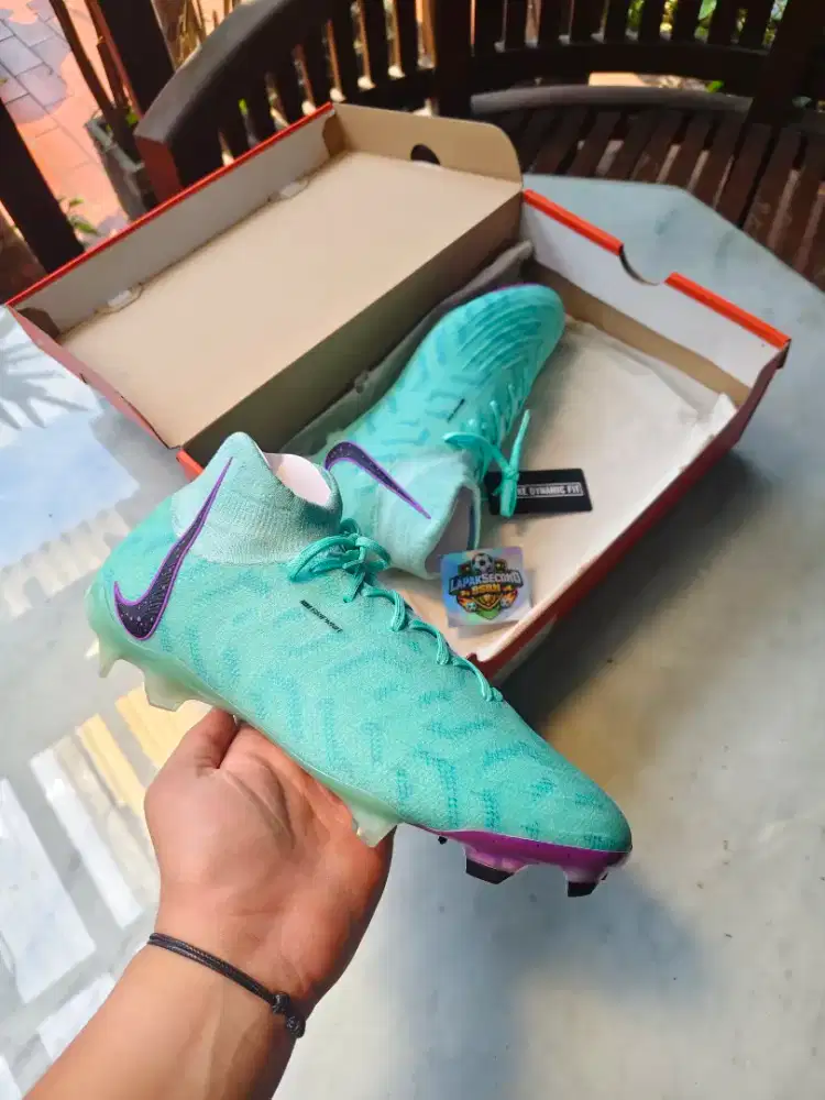 sepatu bola nike w phantom luna elite fg p
